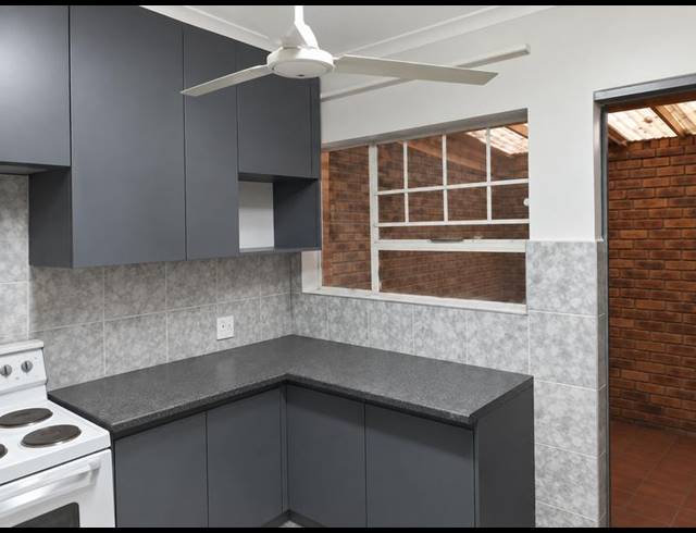 2 BEDROOM TOWNHOUSE FOR SALE IN VALHALLA
